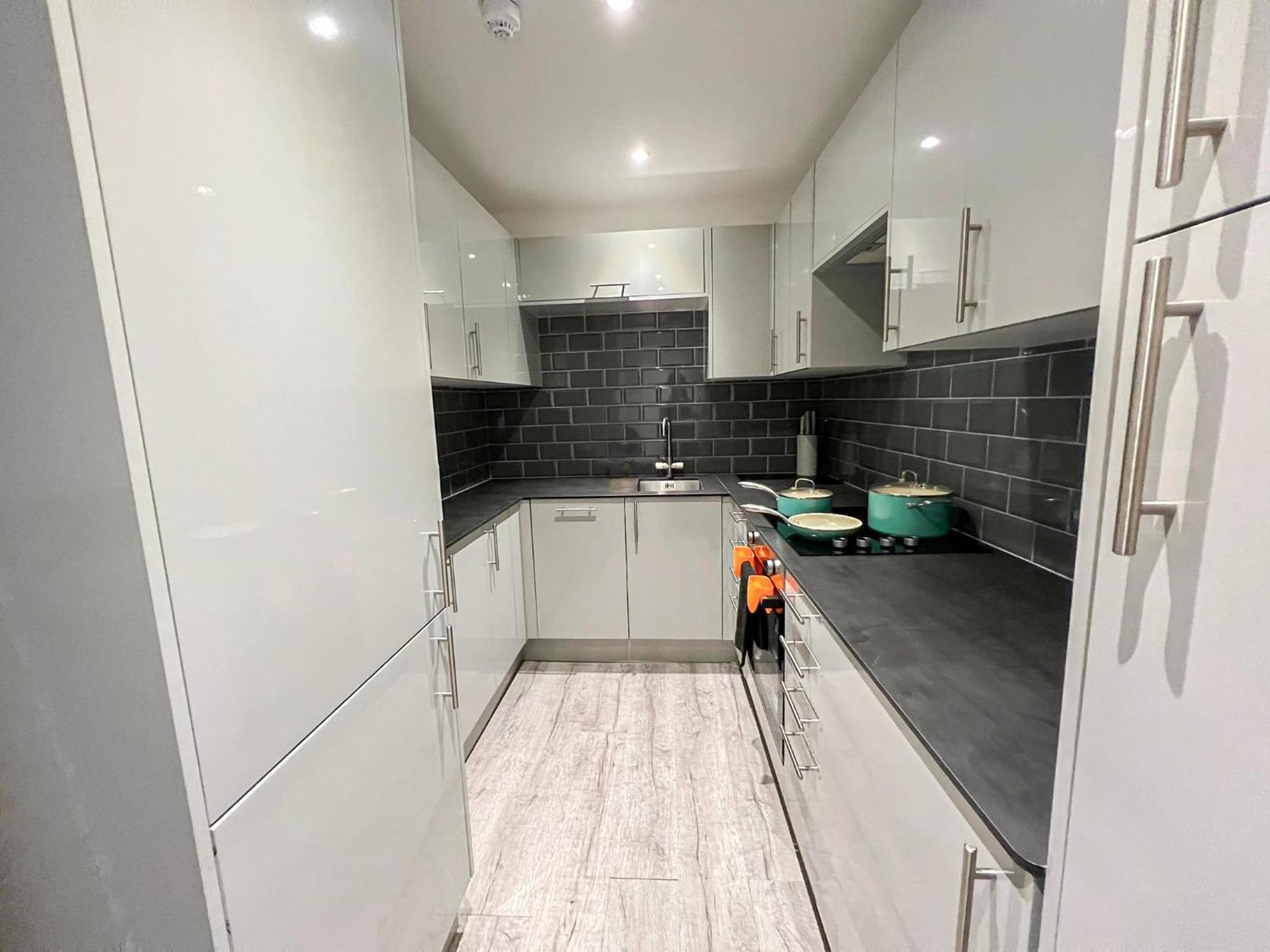 Sleek Flat Near Highbury & Islington Station Apartment