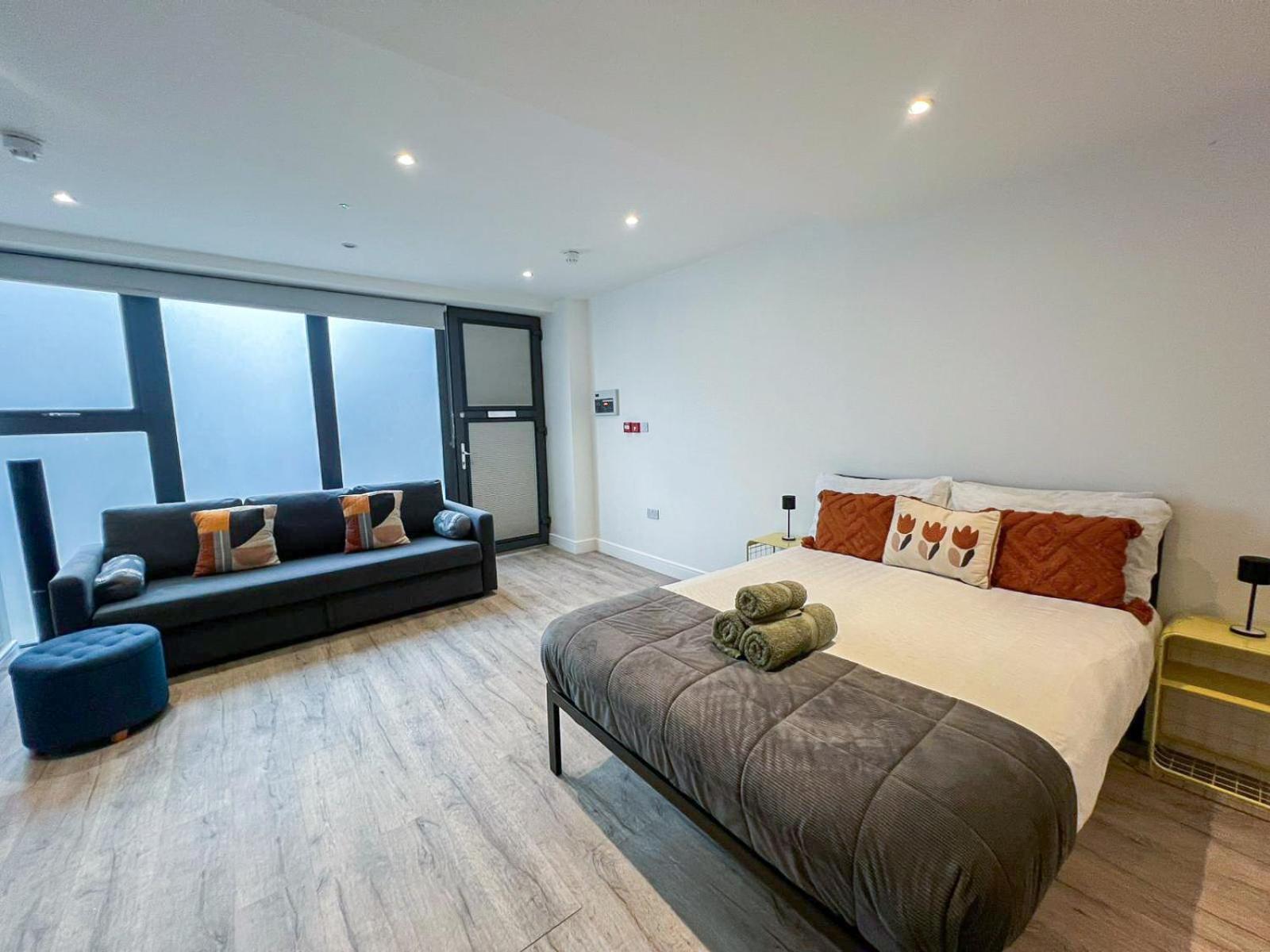 Apartment Sleek Flat Near Highbury & Islington Station London