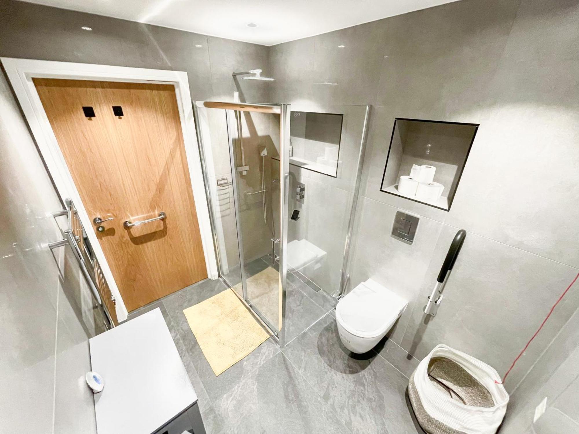 Apartment Sleek Flat Near Highbury & Islington Station